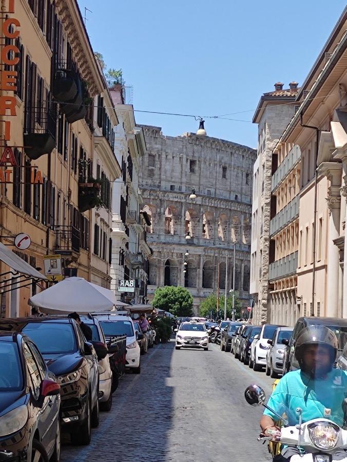 150 M Dal Colosseo - Appartamento Minerva Rom Exterior foto